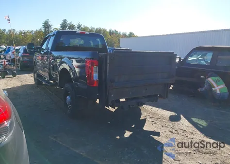 2017 Ford F-250 Xl z USA, uszkodzony, nr VIN 1FT7X2B67HEB70863